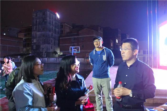 今夜他們會集于此，竟是為了……
